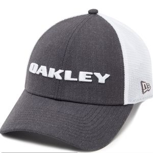 Oakley White and Grey Cap